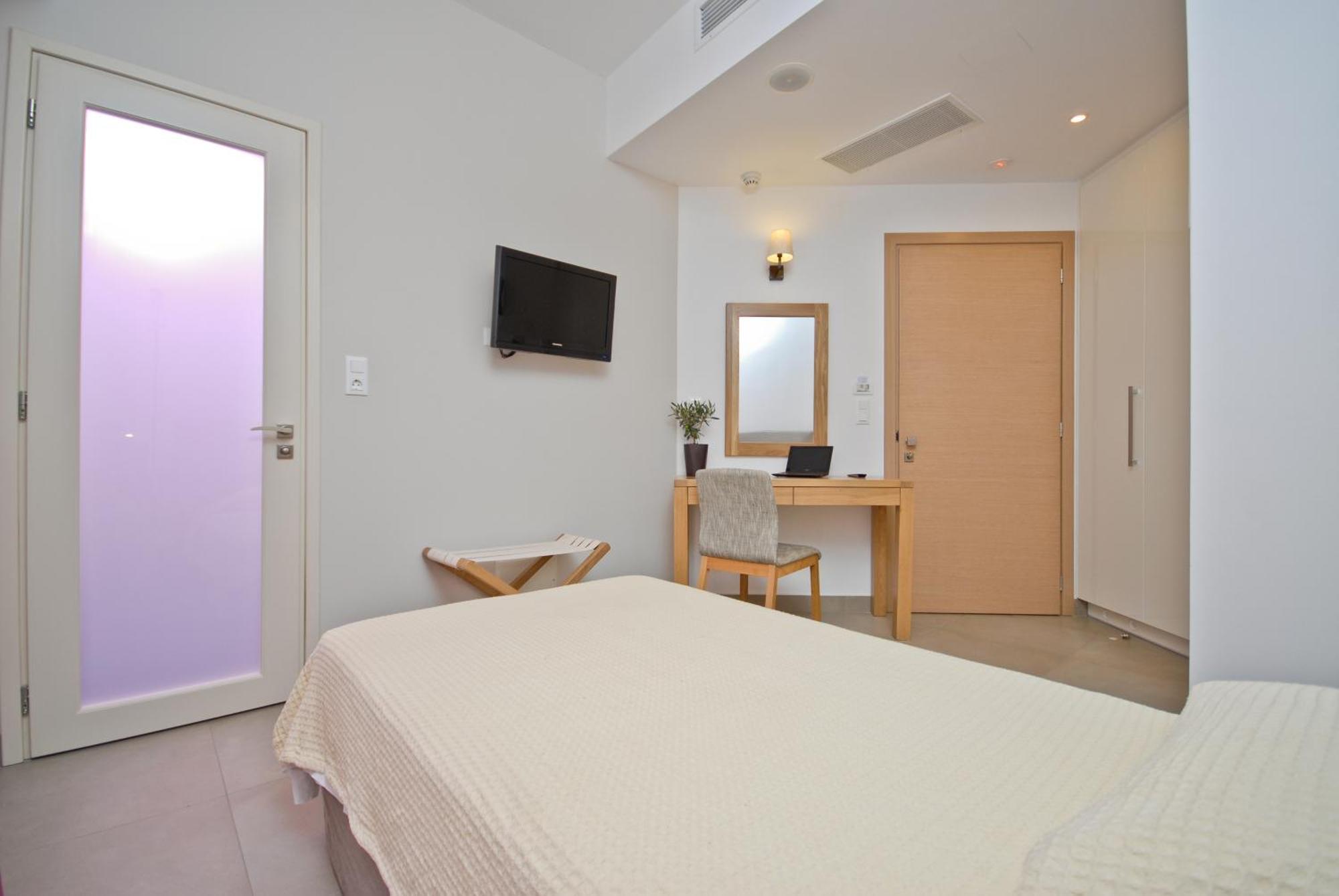 Xenia Hotel Naxos City Exteriör bild